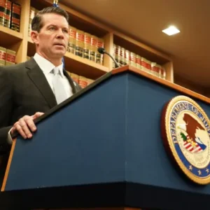 Head of FBI New York division forced to retire after telling agents he was prepared to ‘dig in’