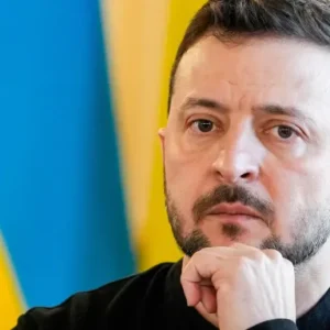 Zelensky Confronts Critical Decision Amid Ukraine’s Struggles Following Trump’s Aid Freeze